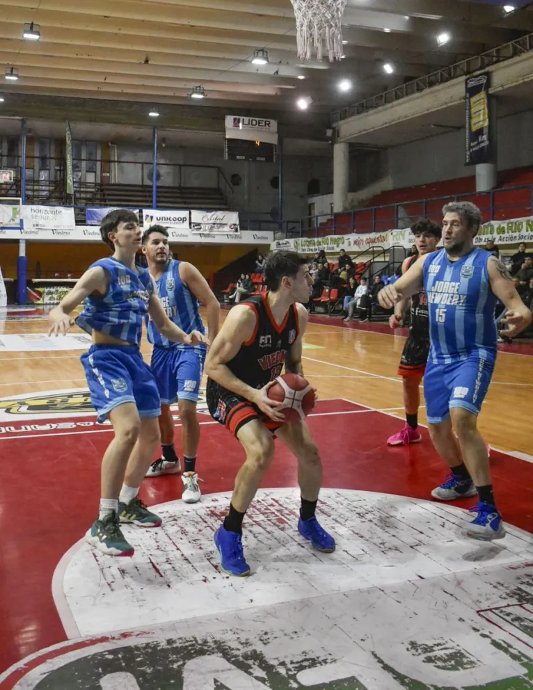 Las primeras, más adelante. Foto archivo.