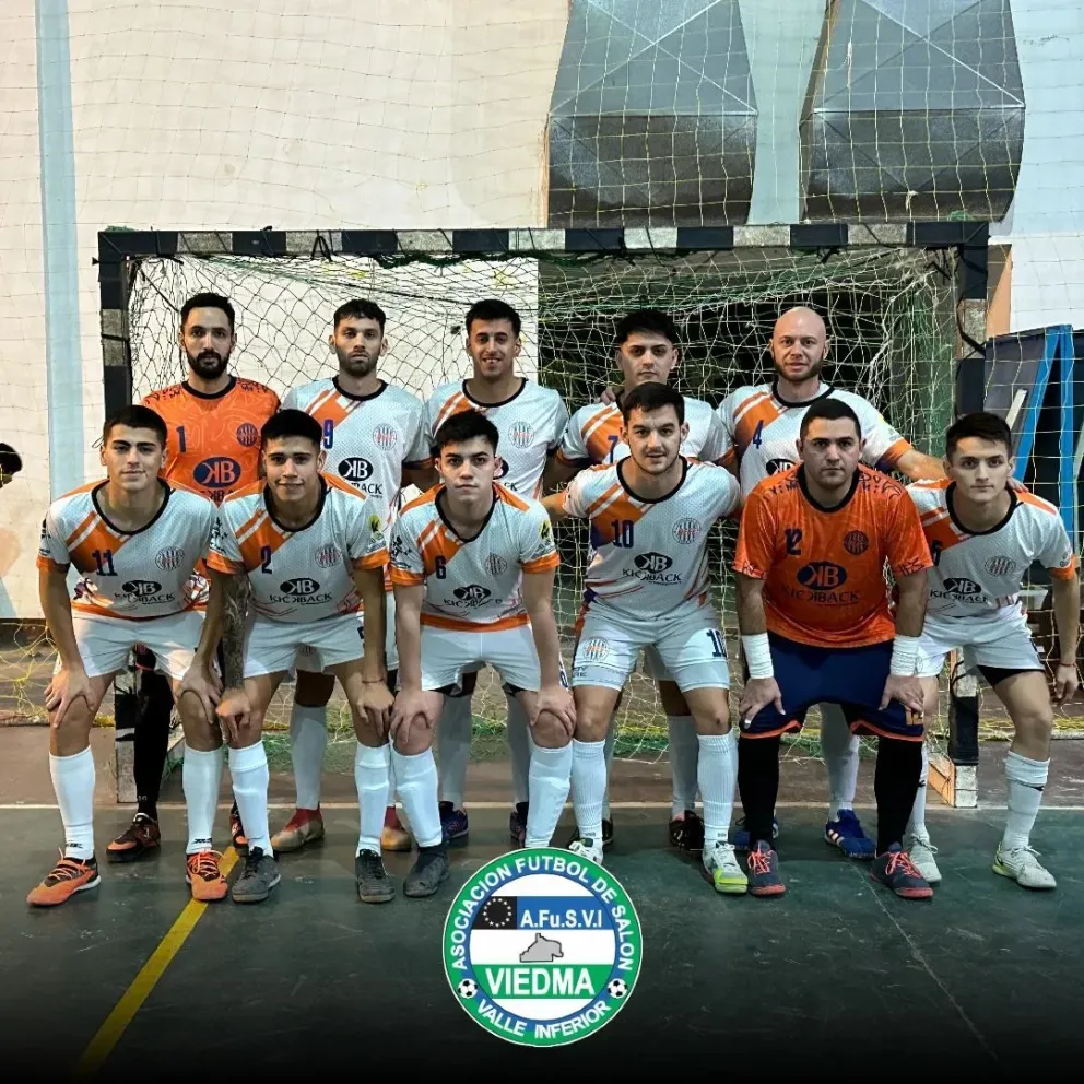 Defensores de Viedma Naranja goleó a Conpitax en la final y se coronó campeón