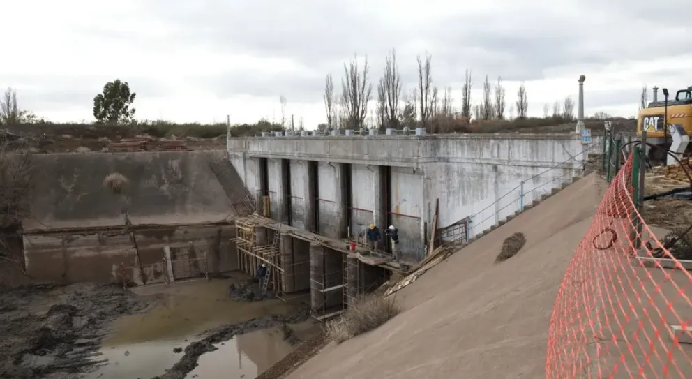 Valle Inferior: avanza obra de riego que sumará 4000 hectáreas productivas