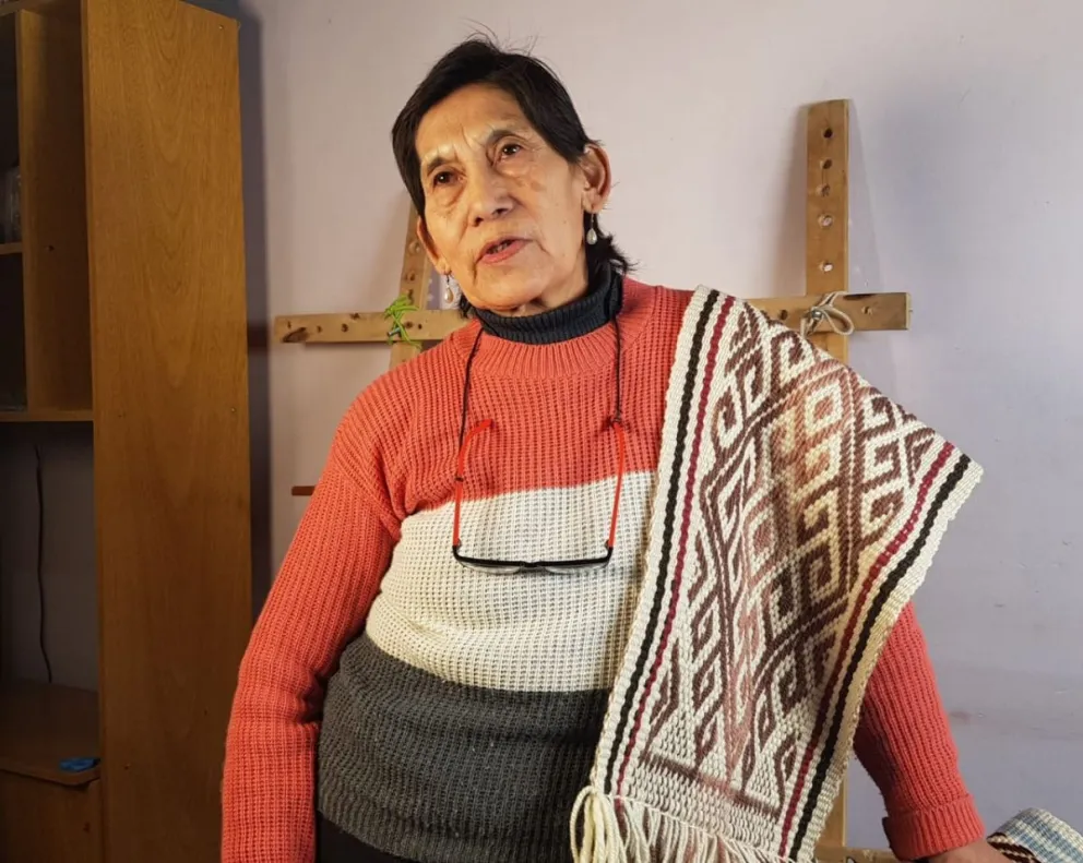 América Melillan: “tejo hace un montón de años, empecé de muy chiquita”