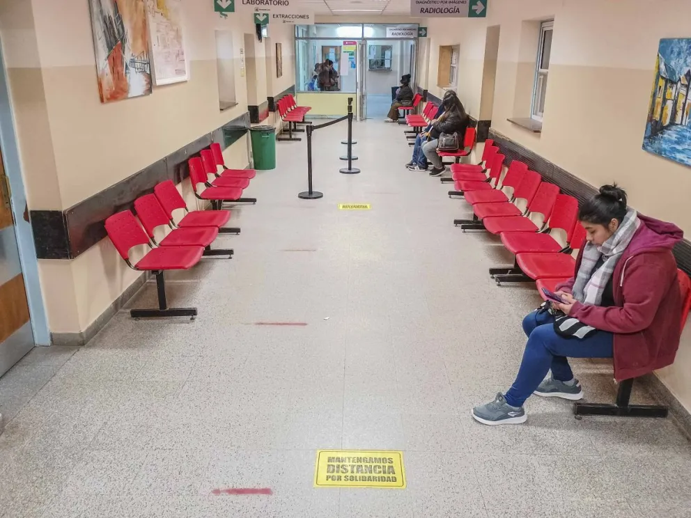 En época de enfermedades virales, el Servicio de Emergencias trabaja a destajo 