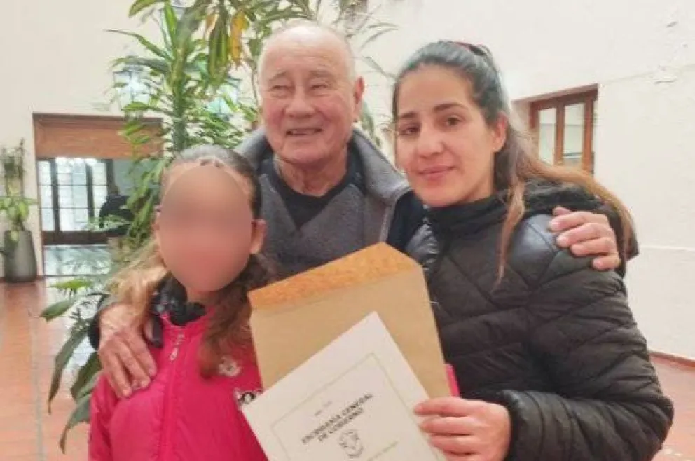Una joven madre de cinco hijos y un gracias a sus Ángeles de la guarda