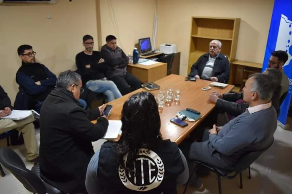 Discutirán nuevos salarios la patronal y gremios municipales el viernes próximo