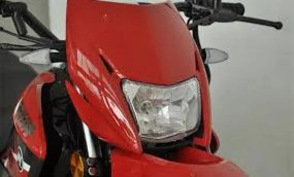Compraron motos 0Km pero no pueden retirarlas por falta de patente