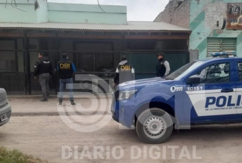 Millonario asalto en Córdoba: allanaron la casa de una futura funcionaria de Anses en Regina