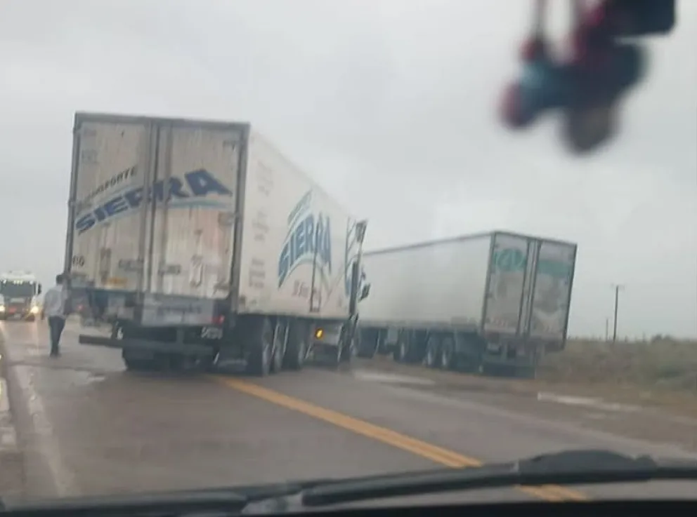 Corte parcial de la ruta 3 a la altura de Stroeder