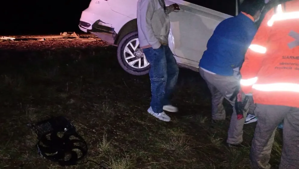Chocaron violentamente de frente: lesiones graves y alcohol en el medio