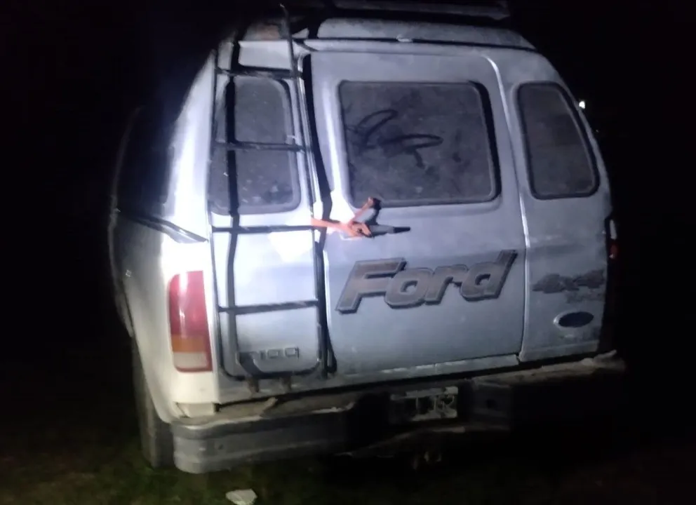 Secuestraron otras camionetas truchas transportando más "golondrinas"