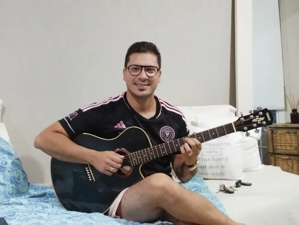 Vuelven para arrasar “Juancho” Escudero y su guitarra