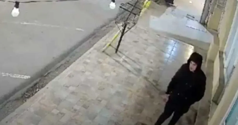 Video: así robaron en la barbería céntrica en Viedma