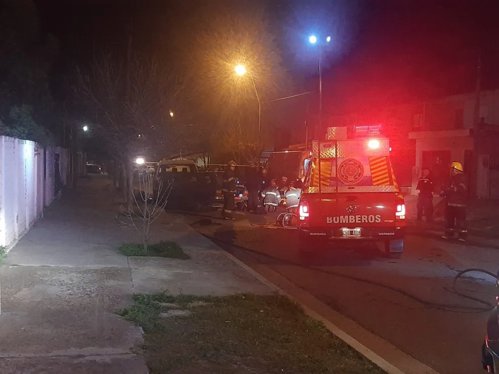 Chocaron dos vehículos en la noche maragata y los heridos fueron trasladados al hospital 