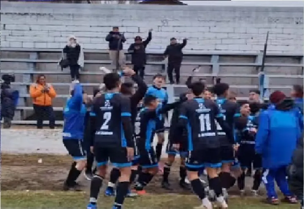 ¡Al Regional Amateur!: Jorge Newbery dio vuelta la serie y salió campeón en Bariloche