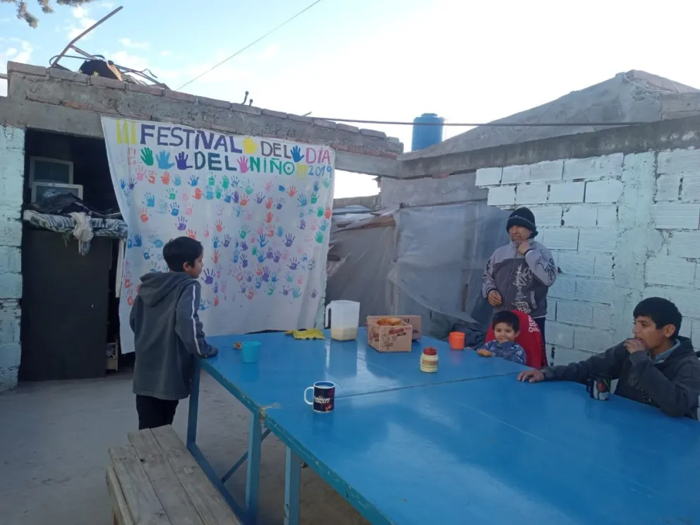 Consolidan proyectos comunitarios a través de la fundación "Te doy una mano"