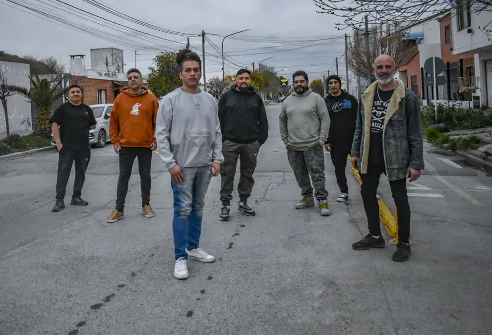 "La Colombiana" pone ritmo y color al ambiente musical de la Comarca 