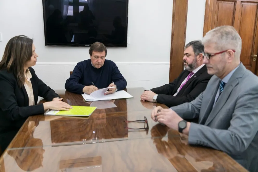 El STJ y provincia llegaron a un acuerdo para reforzar la mediación y medicina laboral