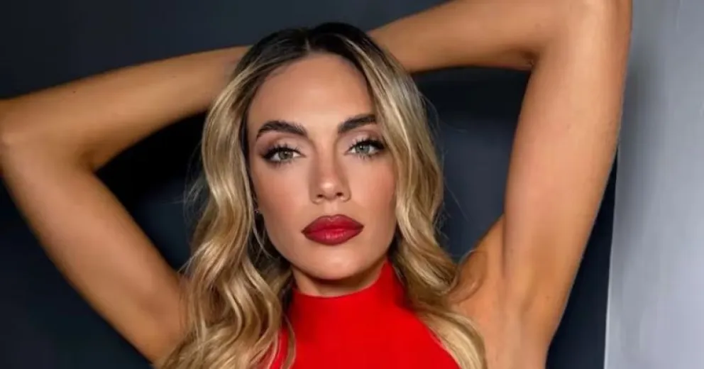 Las fotos hot de Emilia Attias en una campaña de ropa interior: “Inspirada en los 90”