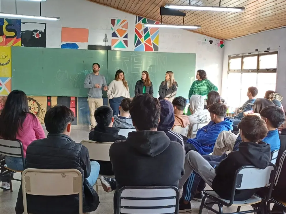 Esta iniciativa está dirigida a estudiantes de 4to y 5to año de las escuelas secundarias de la ciudad.