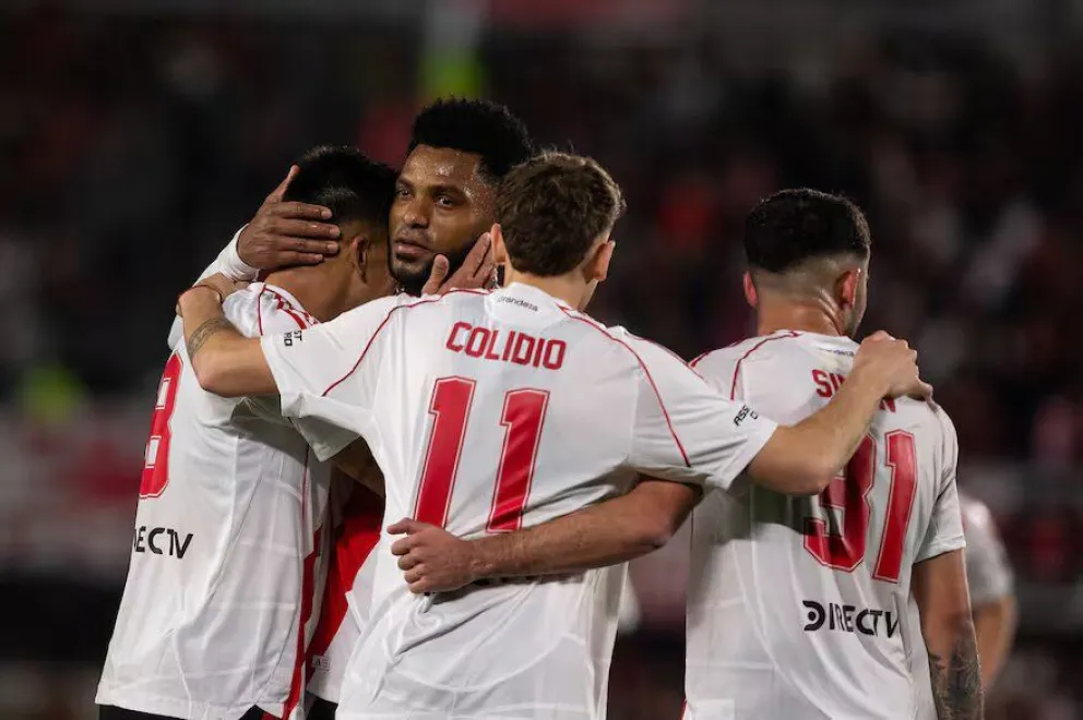 River volvió al ruedo con goleada.