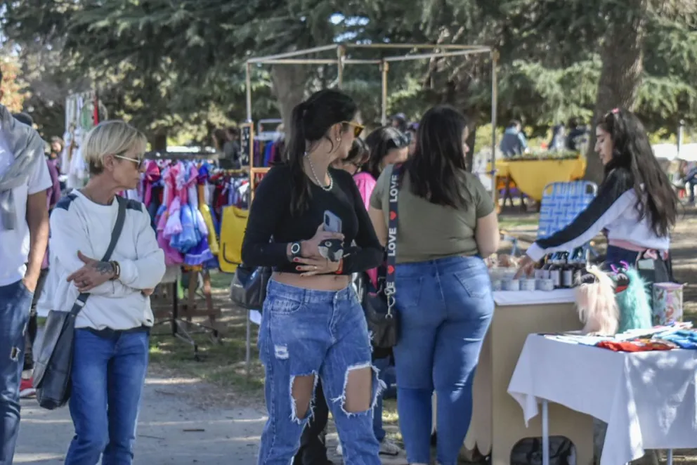 10° Edición de la Fiesta de los Frutos Secos. Vanesa Schwemmler para NOTICIASNET. 
