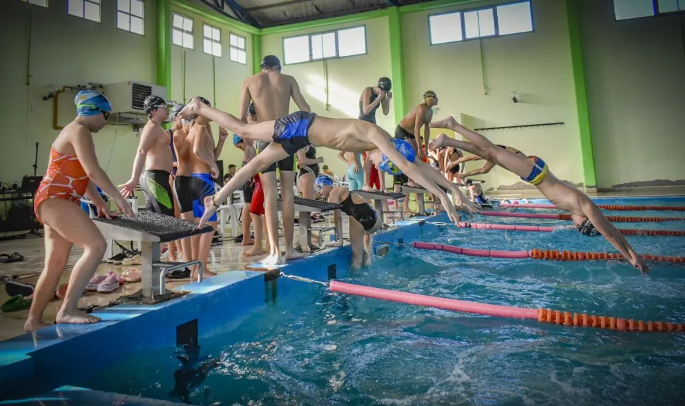 Se abre el calendario 2026 para la natación provincial. 