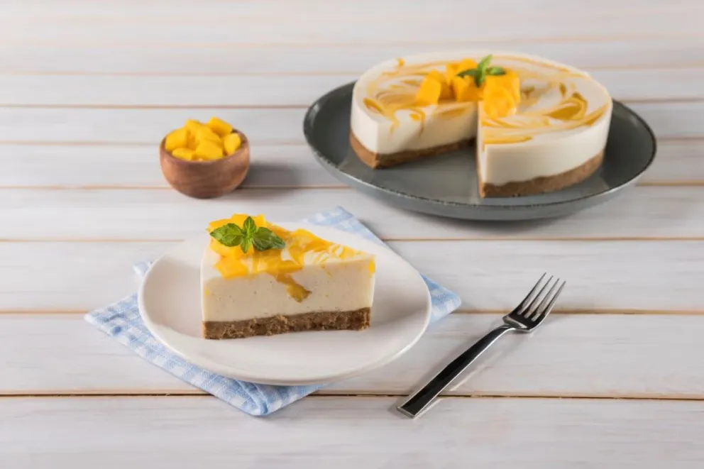 Probá el cheesecake de mango. 