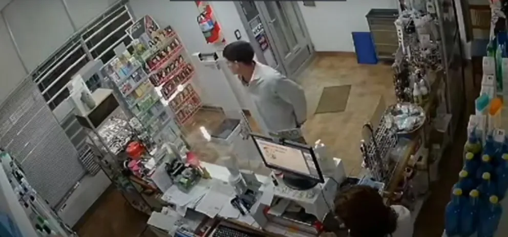 El individuo fue captados por las cámaras. 