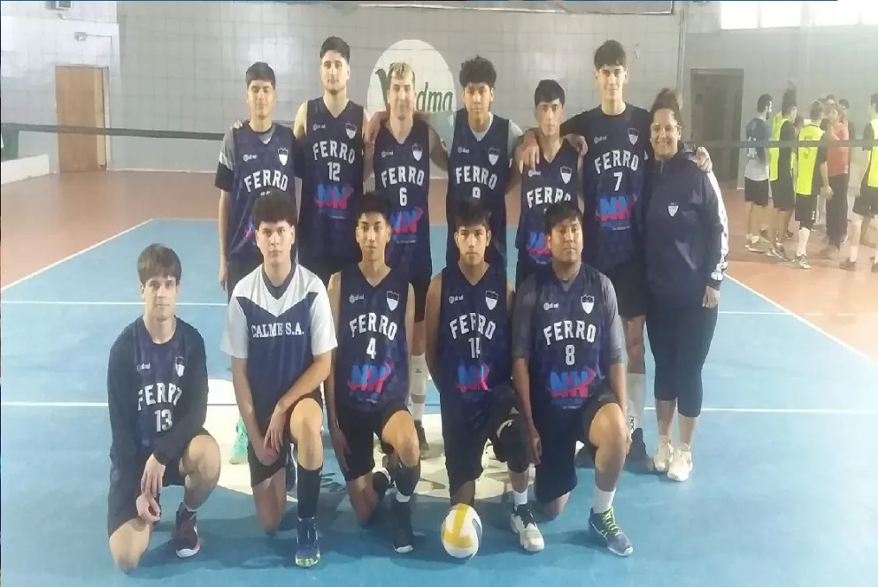 Sportivo Ferro lidera en ambas categorías aprovechando la doble jornada. 