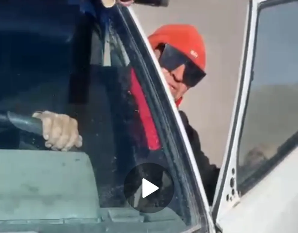 El hombre comprometido judicialmente. 