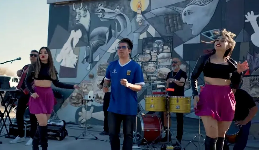 El rostro principal de La Colombiana, es la voz de Franco Giraudo.