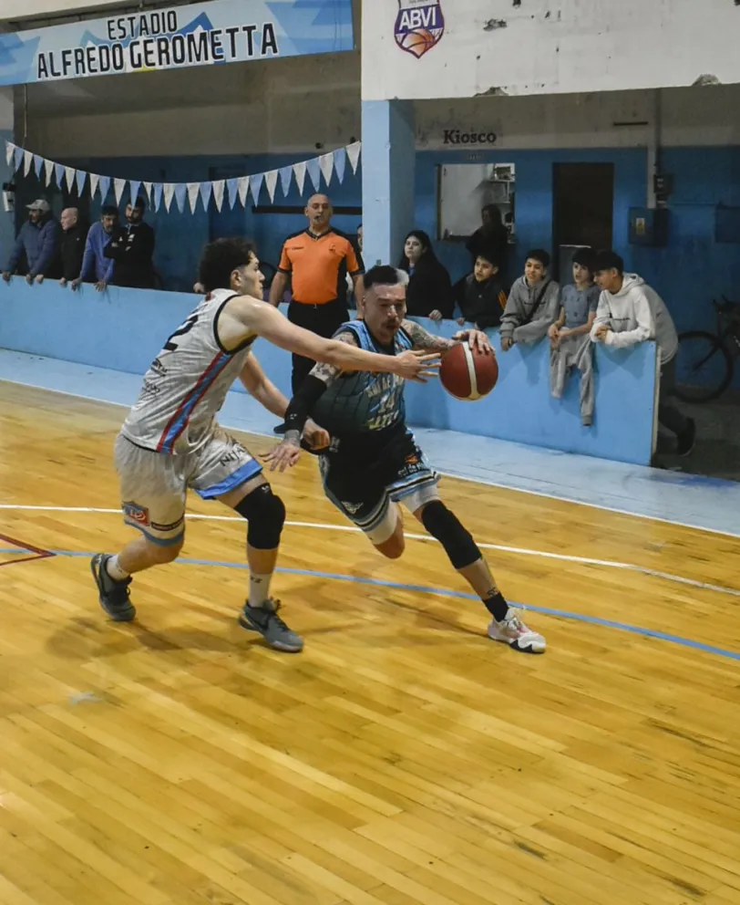 Deportivo Viedma terminó como único líder en la primera rueda. 