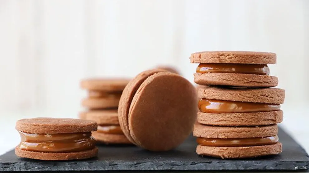 Alfajores de chocolate.