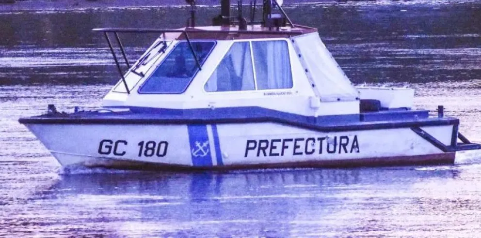 Prefectura de Río Negro trabaja para encontrar a dos personas desaparecidas en el río Negro. (Archivo). 