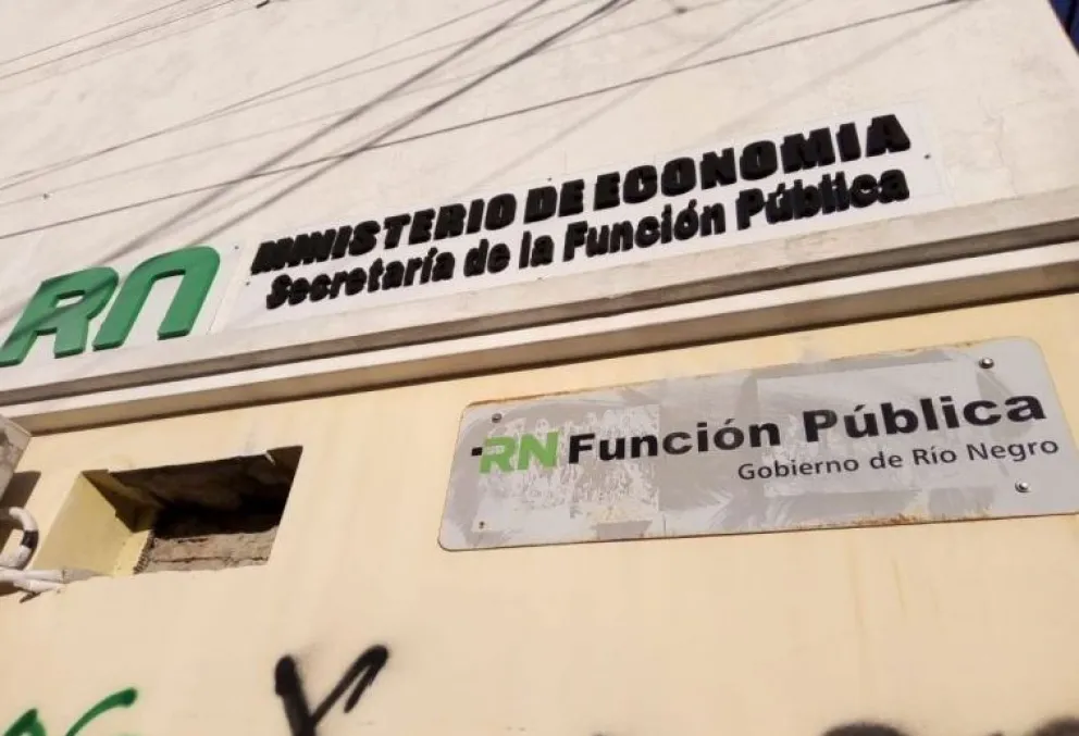 Incumplieron artículos del Estatuto del personal de la Administración Pública. La Junta funciona en Función Pública.