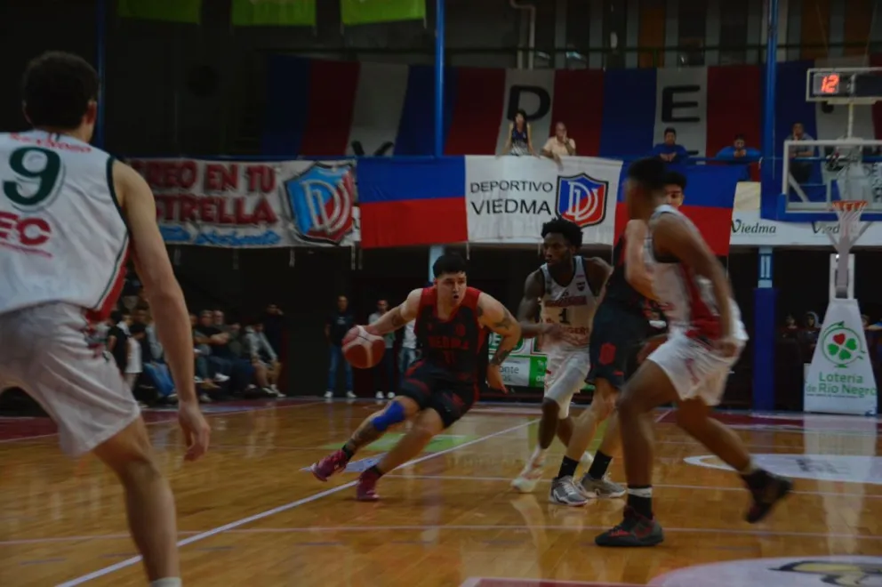 Buscará Deportivo Viedma otro triunfo al hilo. Foto archivo. 