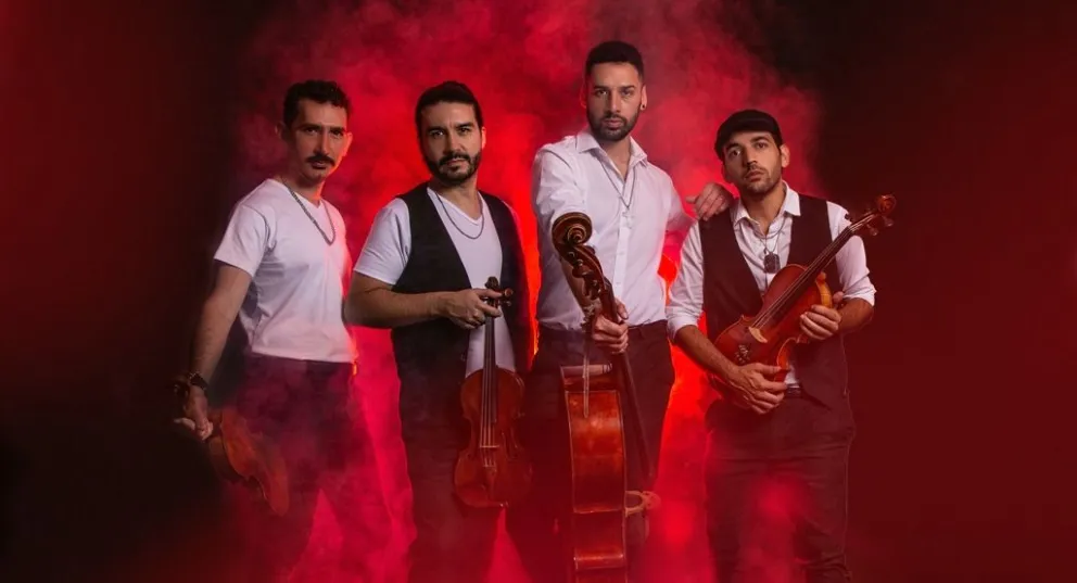 Creatividad y pasión por la música arriba del escenario.