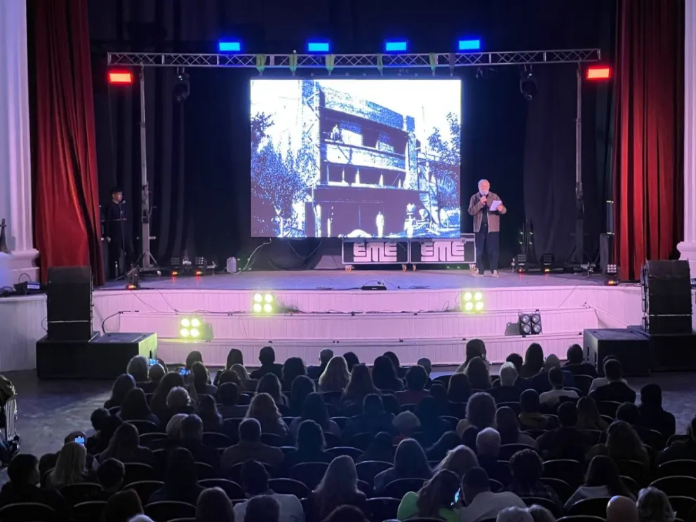 Este viernes 25, el teatro San Martín reabrió sus puertas 