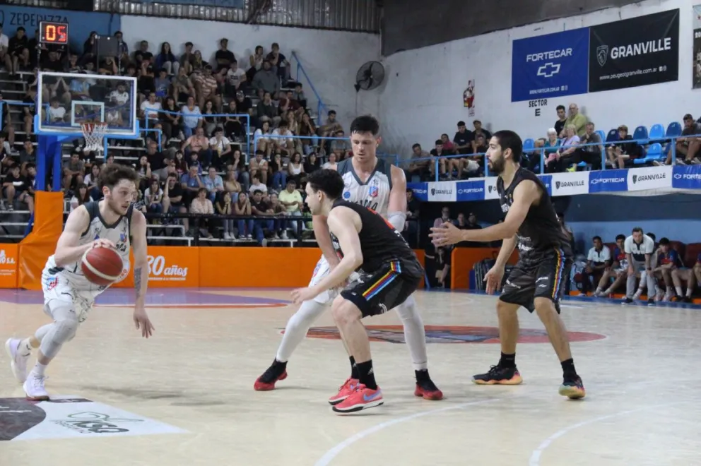Fotos: Fernando Mirada (Basquet 24)
