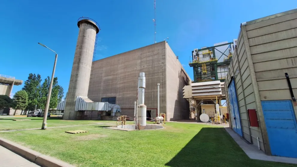 Entró en funciones en 1969 y fue construida por Agua y Energía.