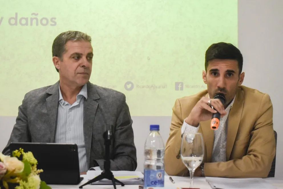 El magistrado fue presentado por Gastón Suracce, titular de la entidad. Fotos Vanesa Schwemmler para NoticiasNet.
