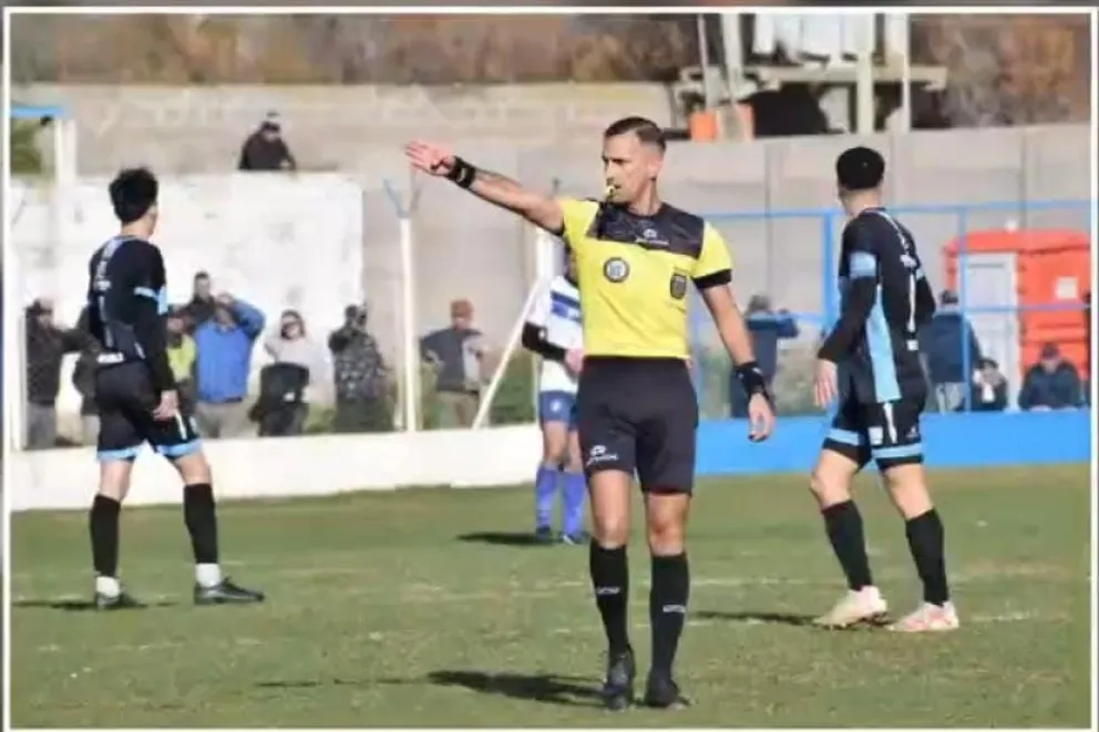 Jonathan Balda, Rodrigo Moreno y Danilo Viola, los jueces de la final. 
