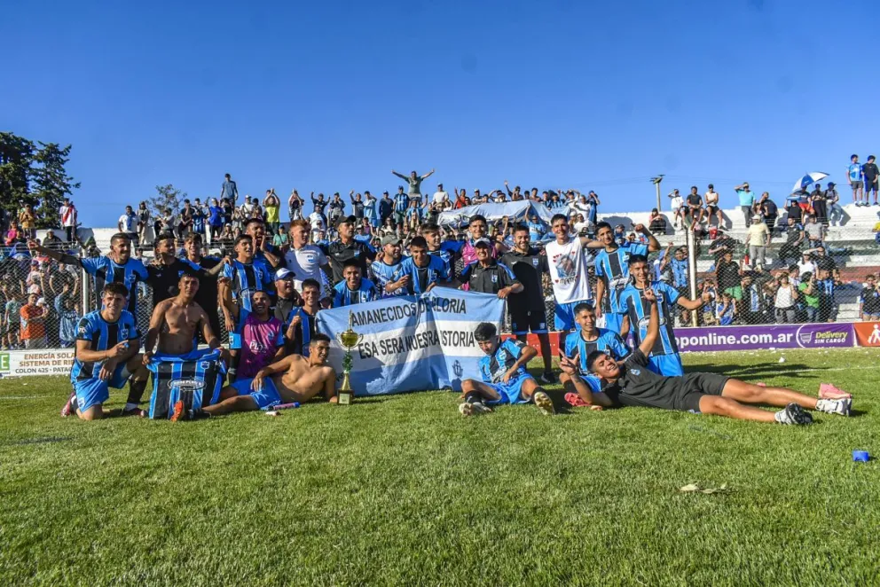 Jorge Newbery campeón. Fotos: Vanesa Schwemmler para NoticiasNet. 