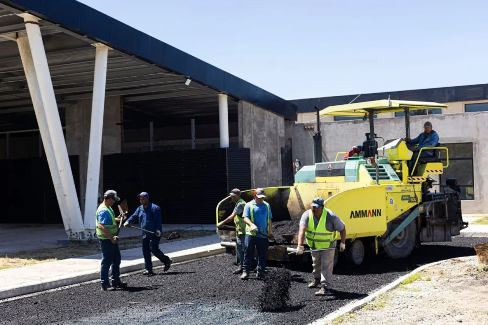 El presupuesto oficial por el pavimento fue de 26 de millones de pesos.