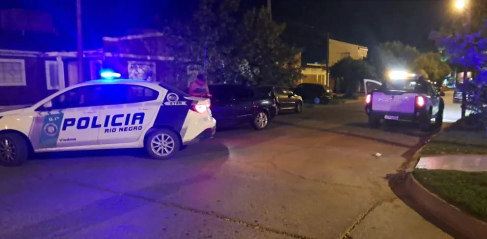 El personal policial vio la escena, lo siguió, y pudieron sacarlo de circulación