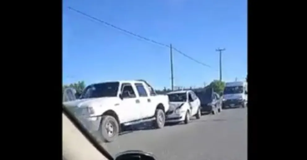 Choque en cadena. Foto: captura de video de Mapuchito Noticias.