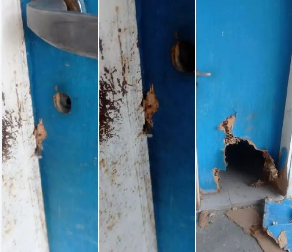 Así quedó una de las puertas de Villa Morando (Foto: gentileza)