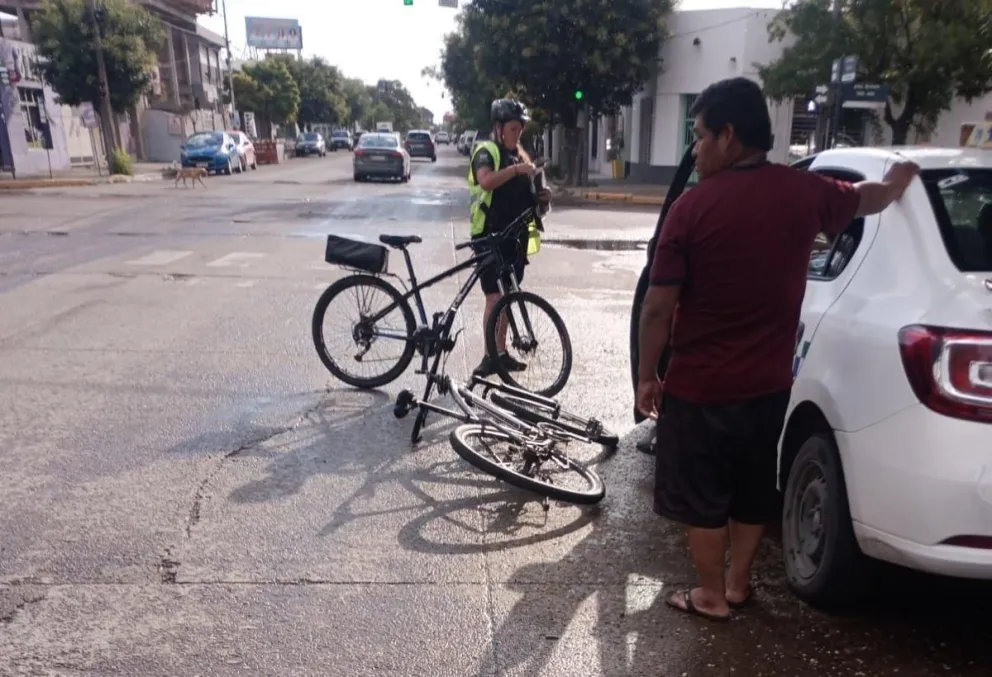 Ocurrió en pleno centro. Foto gentileza Eladmin Detaxistas.