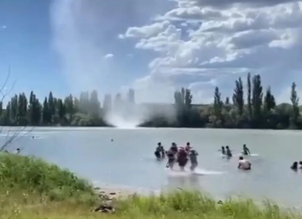 Un remolino en el río generó una cadena de sustos en San Javier. 