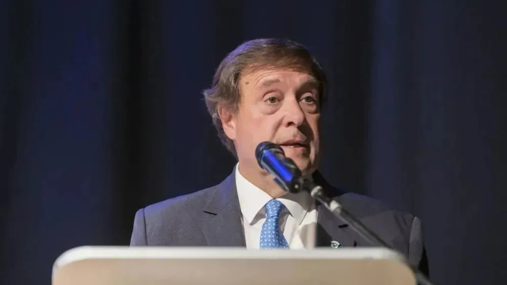 Weretilneck celebró la incorporación de 35 médicos provenientes de otras provincias (Foto archivo).