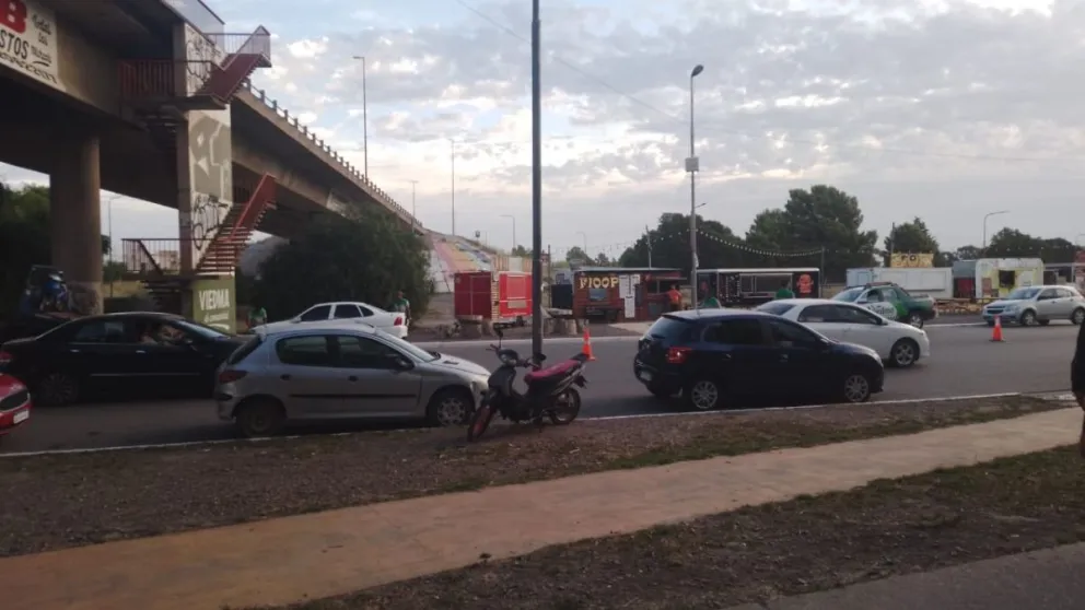 Intervención de Tránsito en un polo gastronómico de Viedma. 