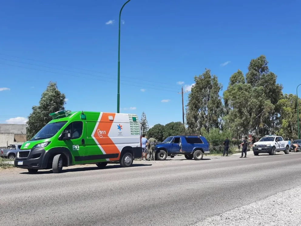 Choque en la avenida Perón y Murillo de Viedma. 